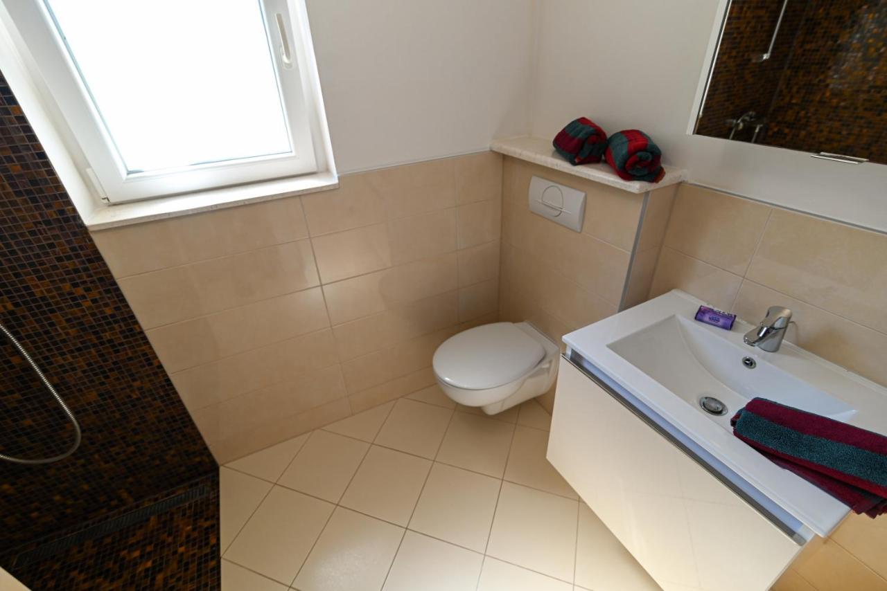 Apartmani Cesarica Τρογκίρ Εξωτερικό φωτογραφία