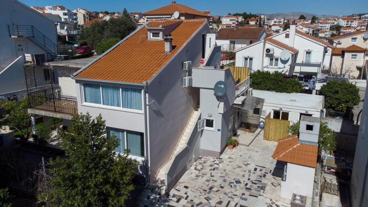 Apartmani Cesarica Τρογκίρ Εξωτερικό φωτογραφία